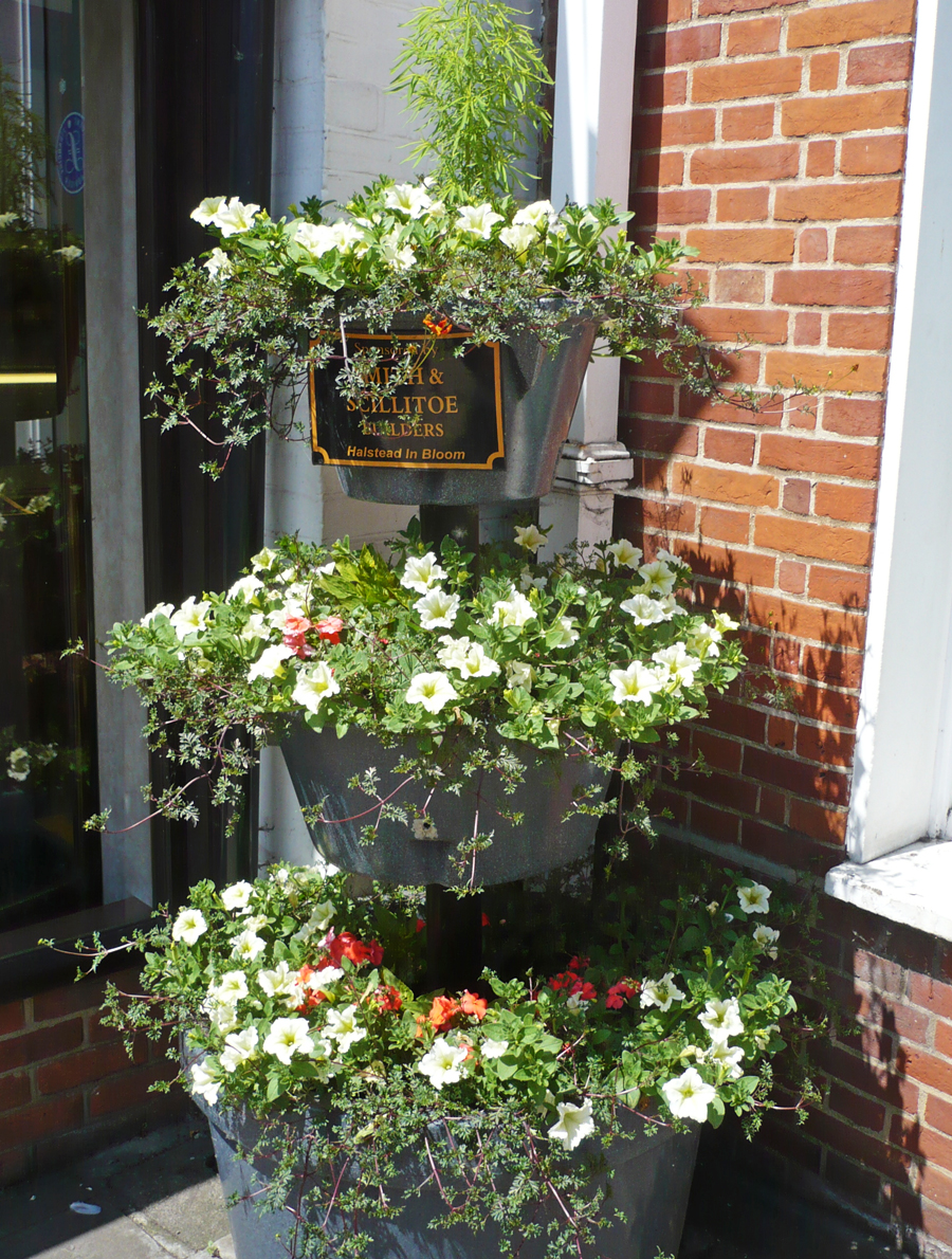 10. Sponsored display at Hume's  Bakers v3