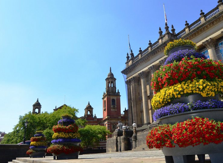 Leeds looking lovely with Amberol’s self-watering planters