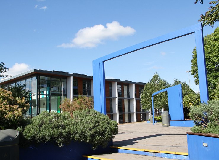 Amberol products help create a ‘wonderful environment’ at The Sixth Form College, Farnborough
