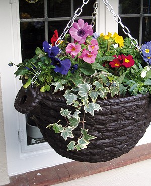 Heritage hanging baskets
