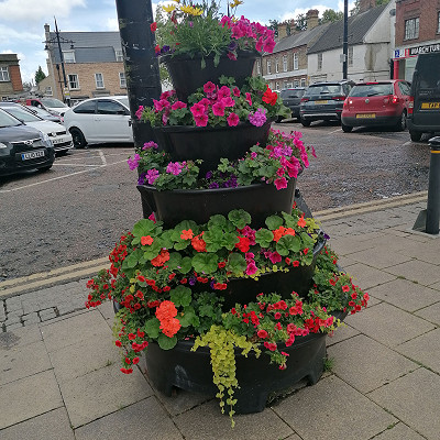 Quality self-watering planters